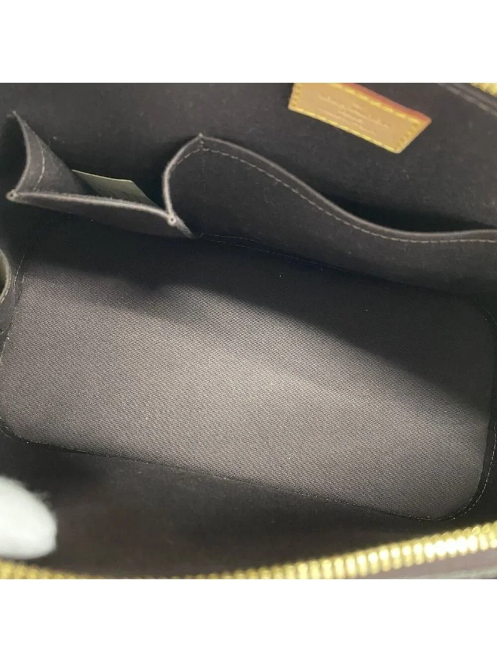 Louis Vuitton Handbag Vernis Alma PM Amaranto